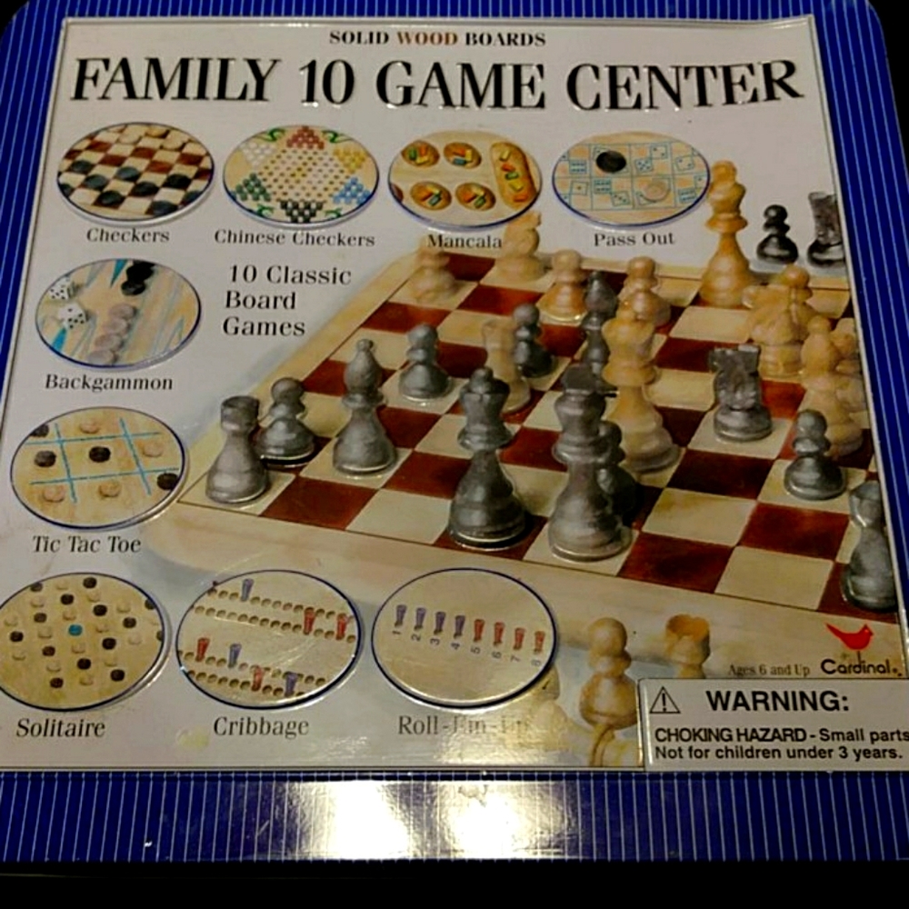 Family 10 game center in a tin